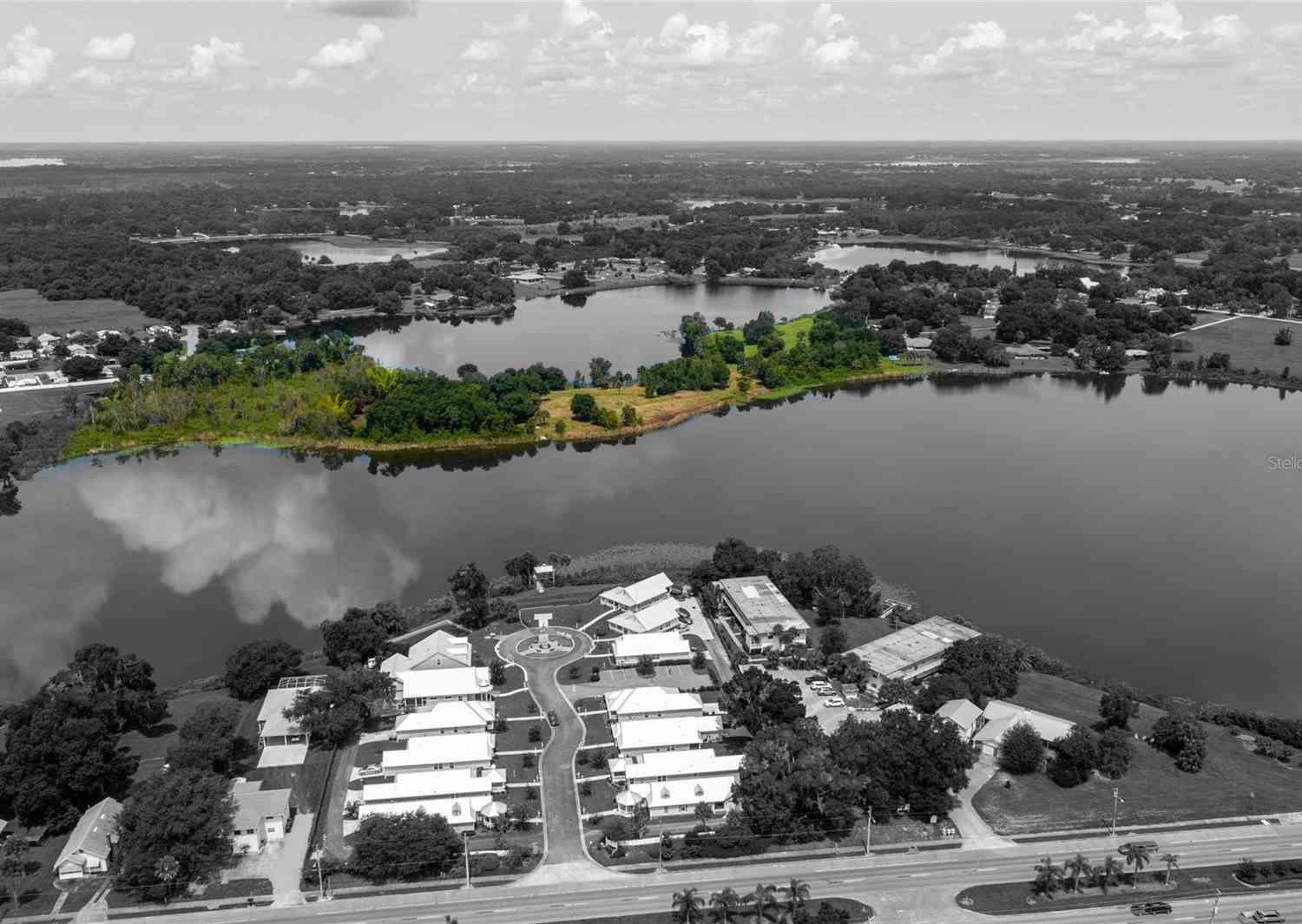 Private Drive, Umatilla, Florida image 5