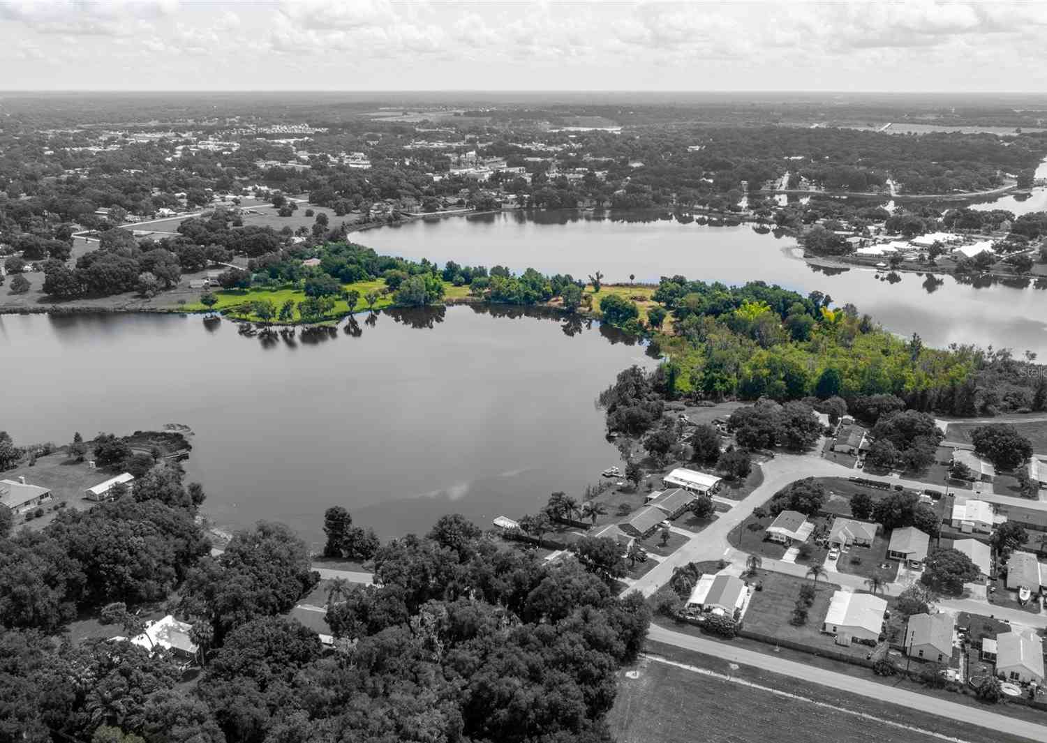 Private Drive, Umatilla, Florida image 3