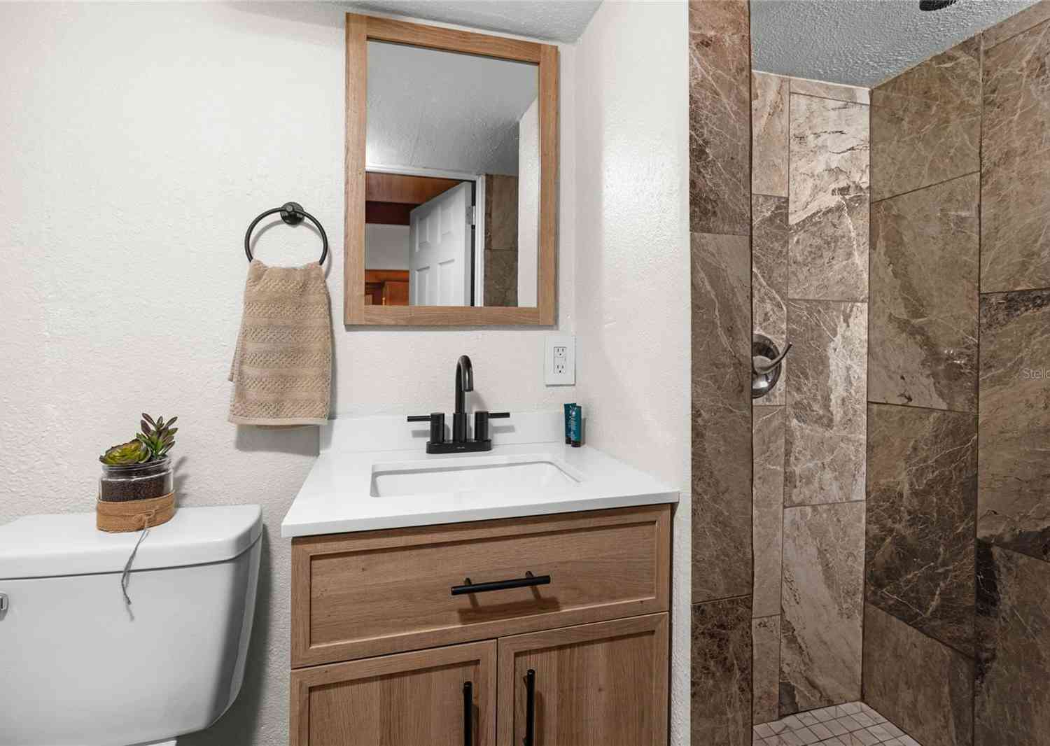 14181 SE 211th Court, Umatilla, Florida image 29
