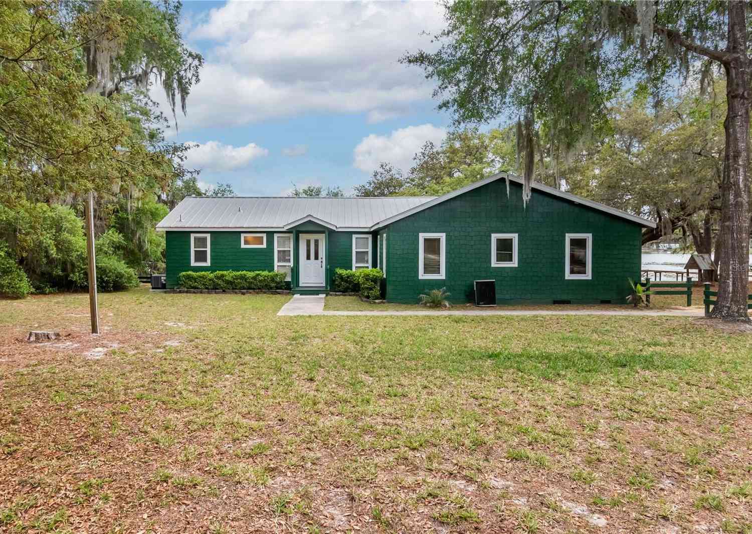 22649 NE 105th Avenue Road, FORT MC COY, Florida image 1