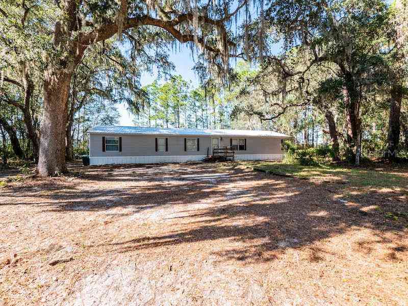 23720 NE 130th Court Road, FORT MC COY, Florida image 3