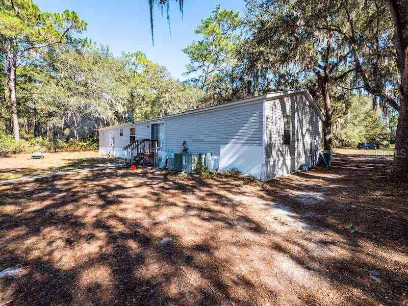 23720 NE 130th Court Road, FORT MC COY, Florida image 22