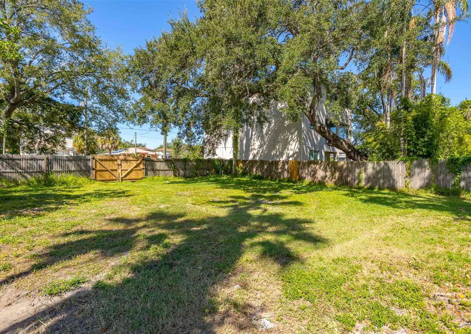 7212 S Mascotte Street, Tampa, Florida image 8