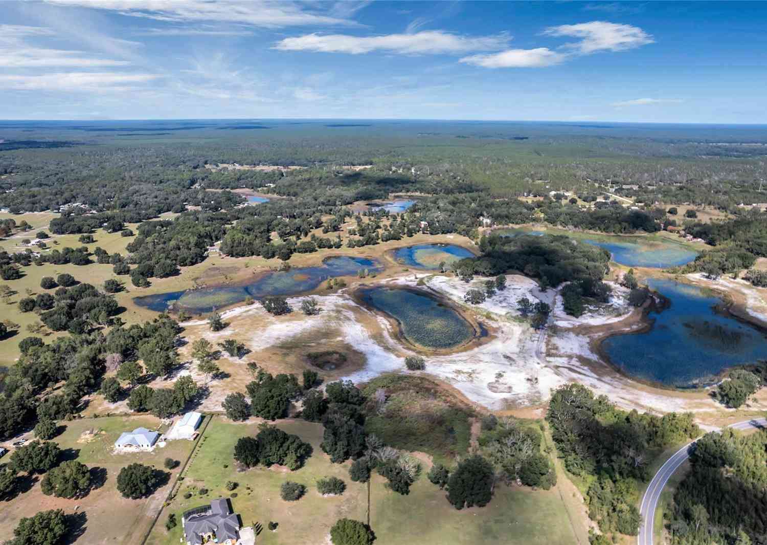 Se 180 Street Road, Umatilla, Florida image 6