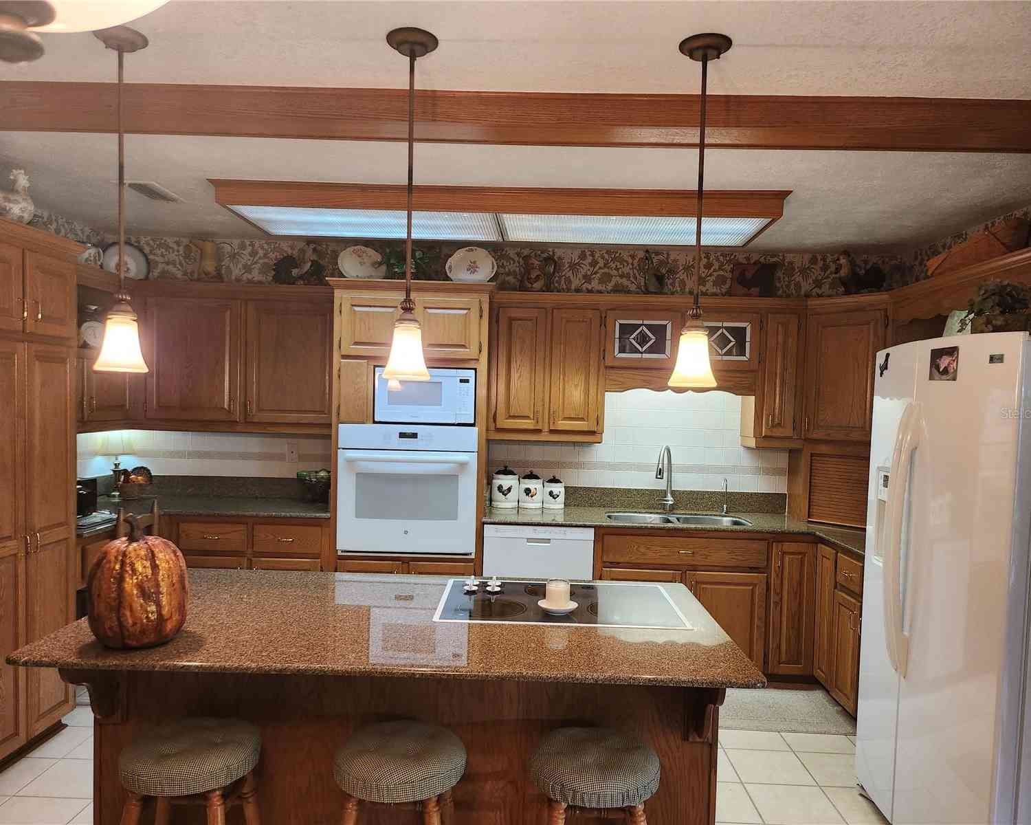 411 Bryan Road, BRANDON, Florida image 14