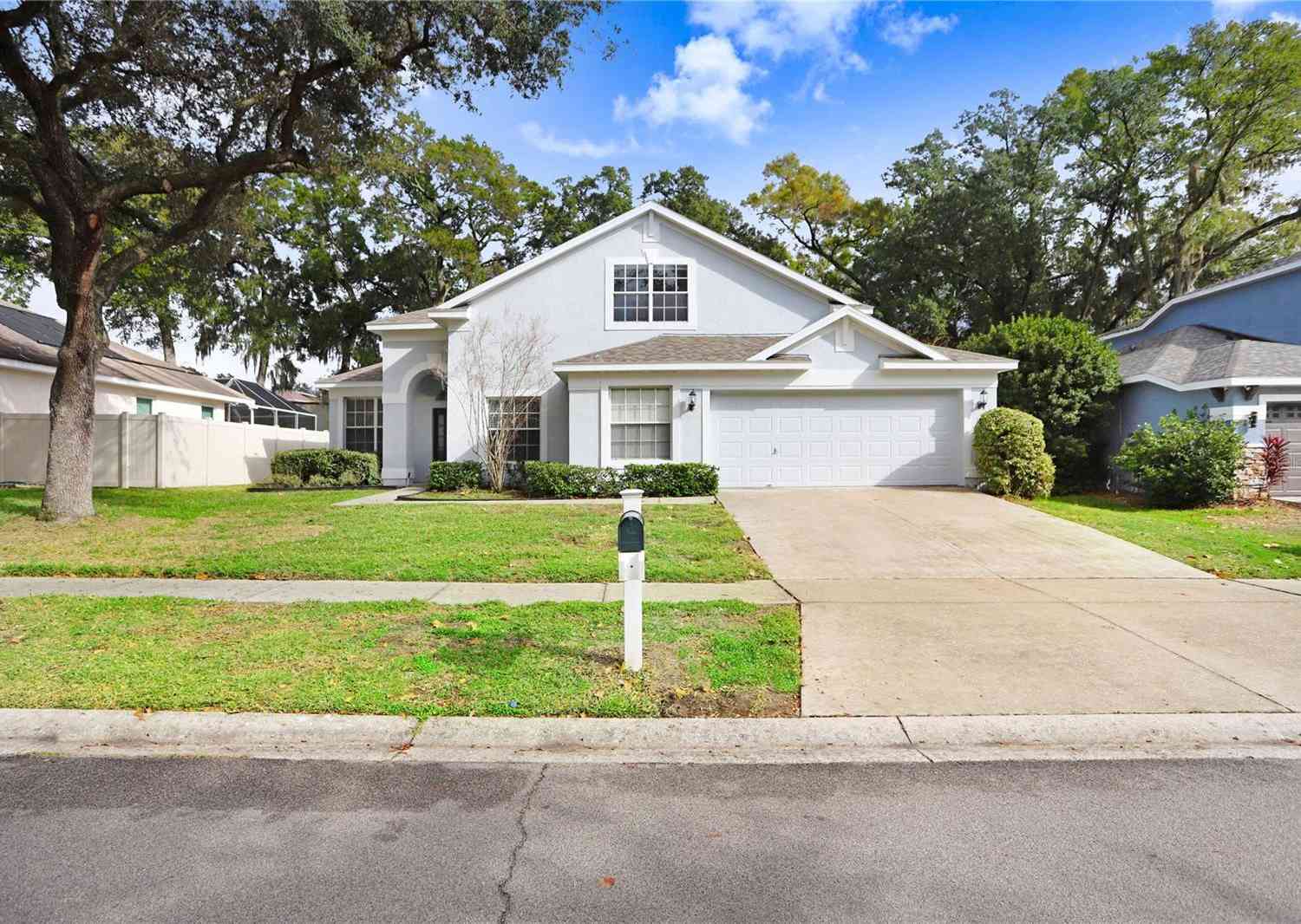 2927 Minuteman Lane, BRANDON, Florida image 2