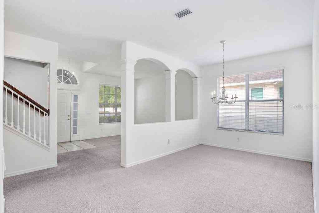 2927 Minuteman Lane, BRANDON, Florida image 12