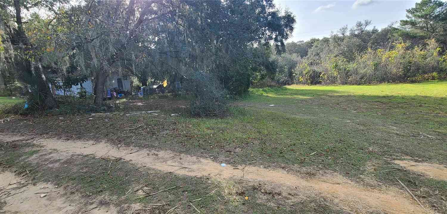 17120 SE 251st Terrace, Umatilla, Florida image 1