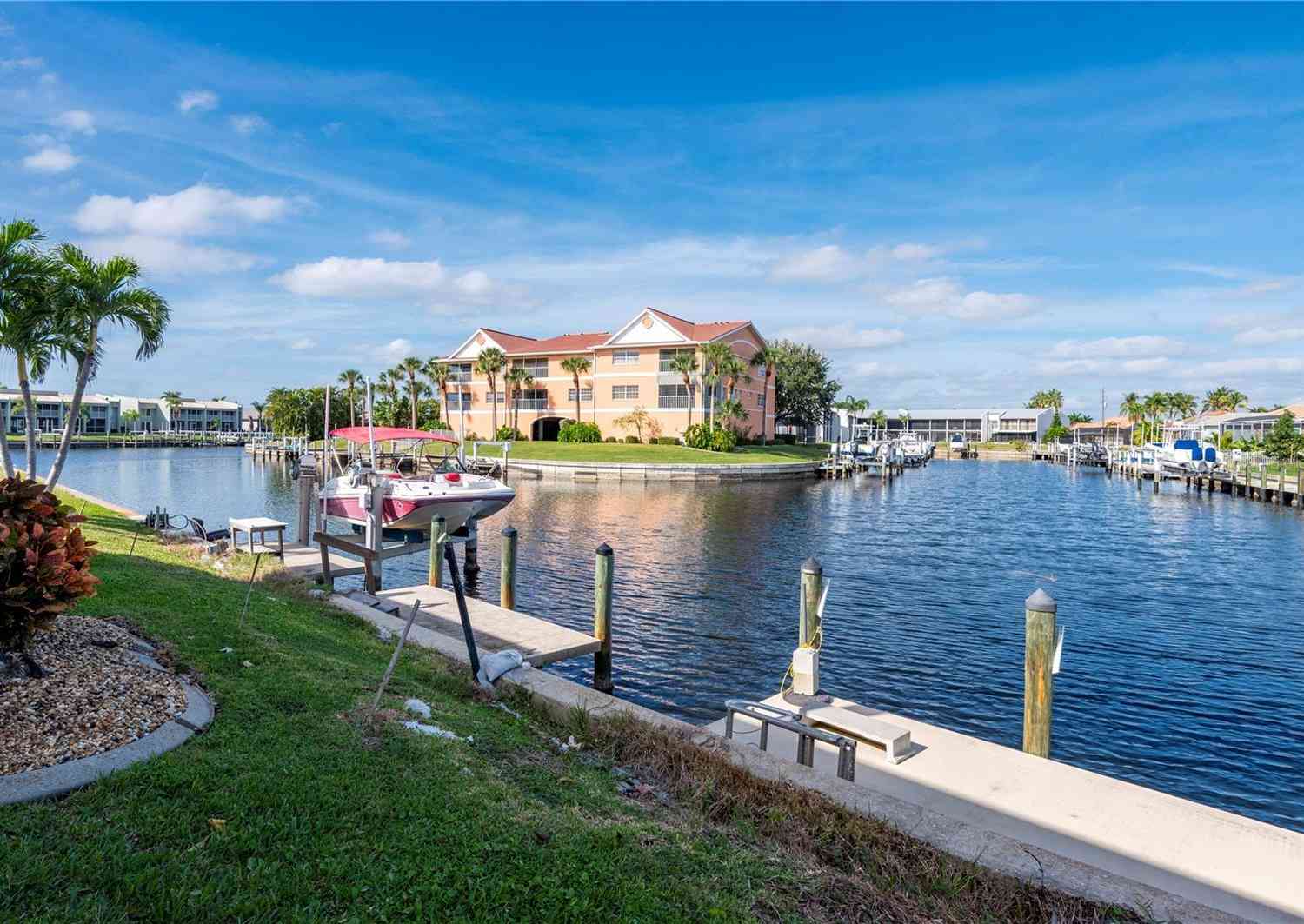 1439 Mediterranean Drive #C, PUNTA GORDA, Florida image 31
