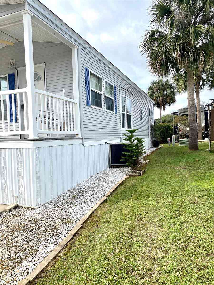 3146 NE 103rd Avenue, SILVER SPRINGS, Florida image 8