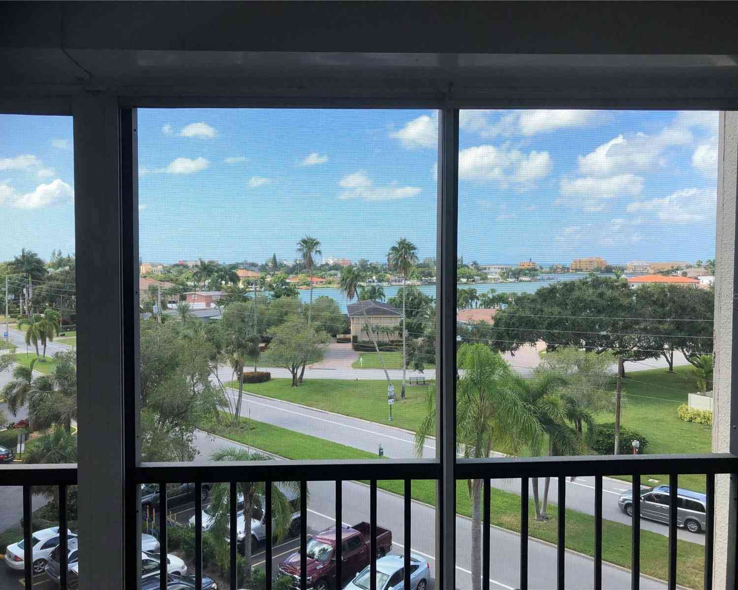 10355 Paradise Boulevard #414, Treasure Island, Florida image 4