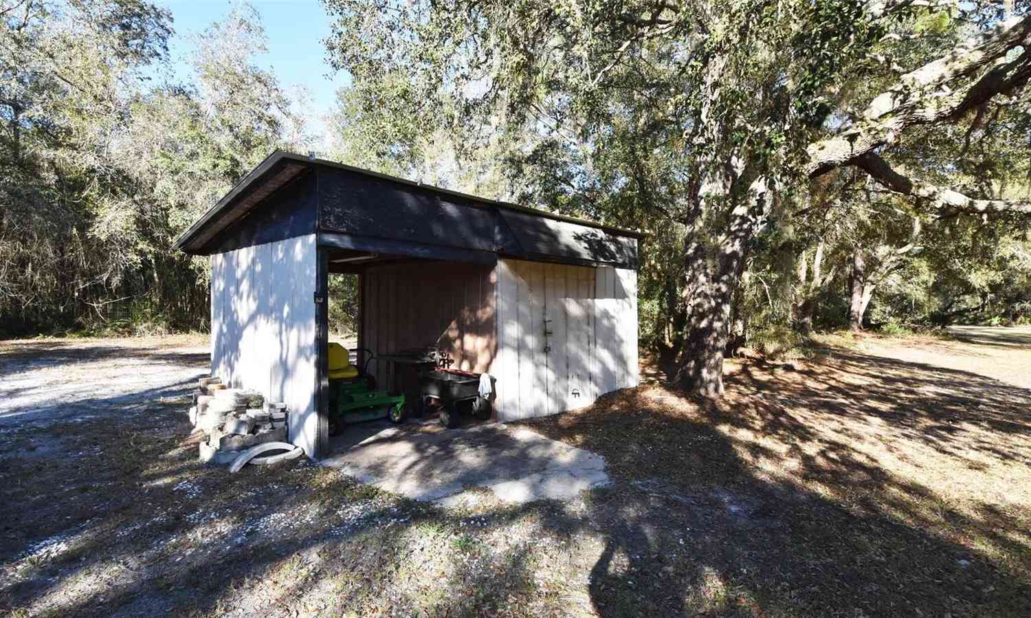 12729 SW 42nd Way, WEBSTER, Florida image 19