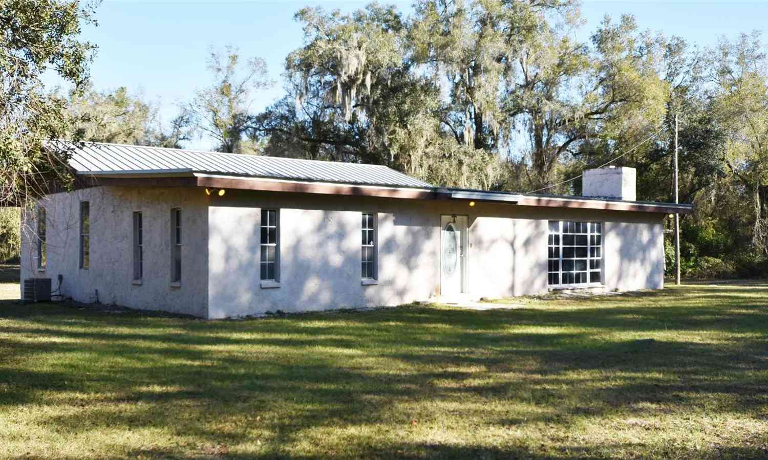 12729 SW 42nd Way, WEBSTER, Florida image 1