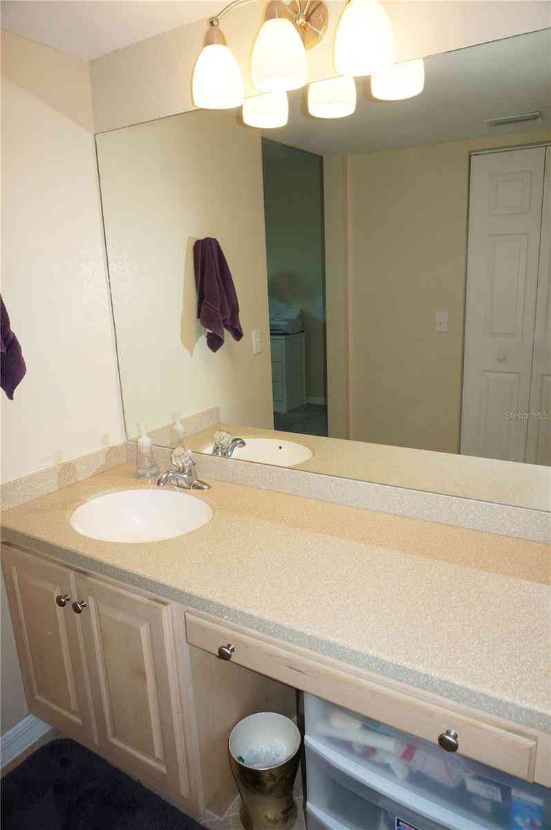 175 Kings Highway #411, PUNTA GORDA, Florida image 23