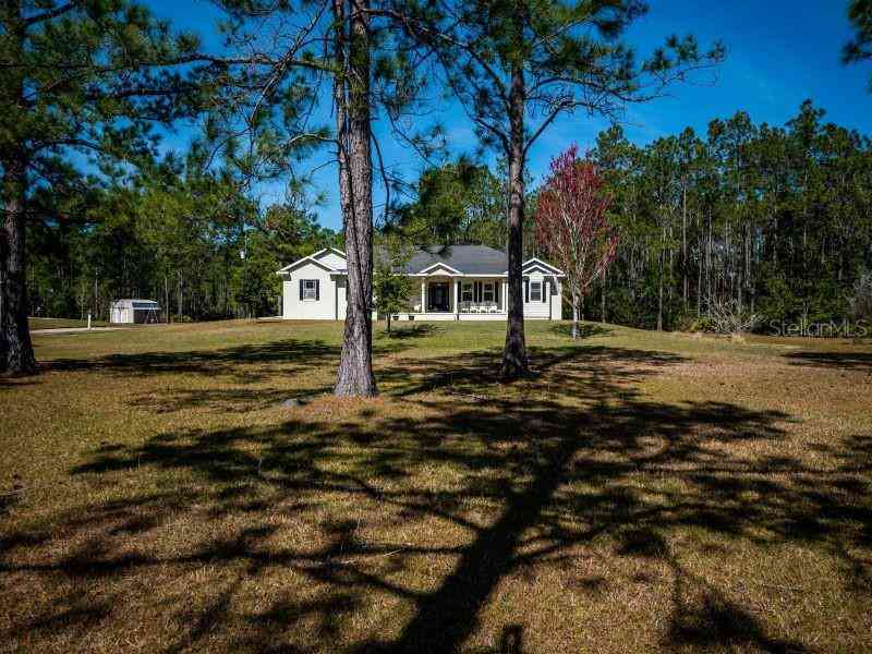 11588 NE 150th Avenue Road, FORT MC COY, Florida image 4