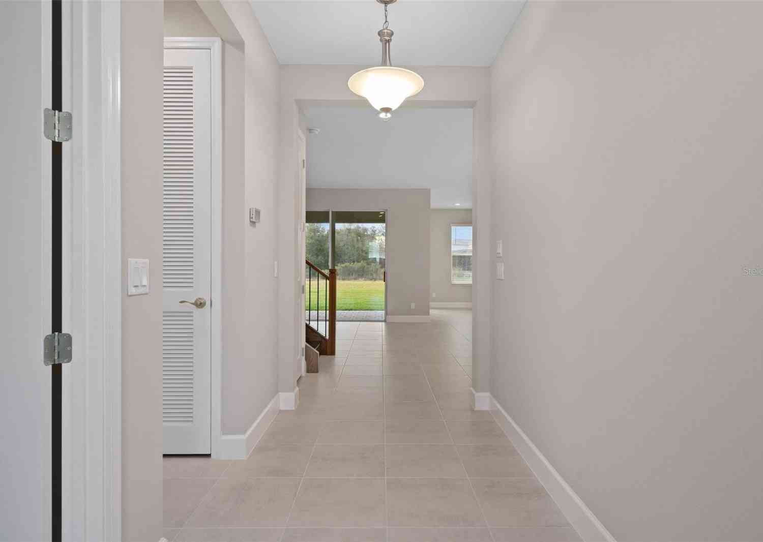 32311 Mahogany Valley Drive, Wesley Chapel, Florida image 14