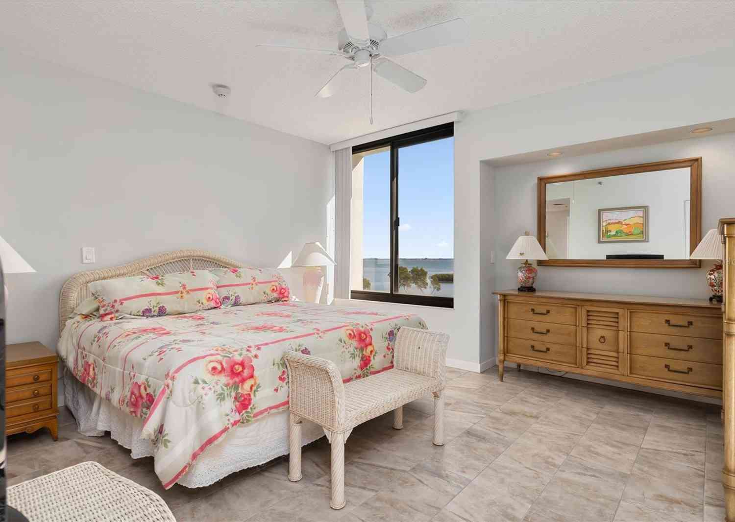 1932 Harbourside Drive #234, LONGBOAT KEY, Florida image 20
