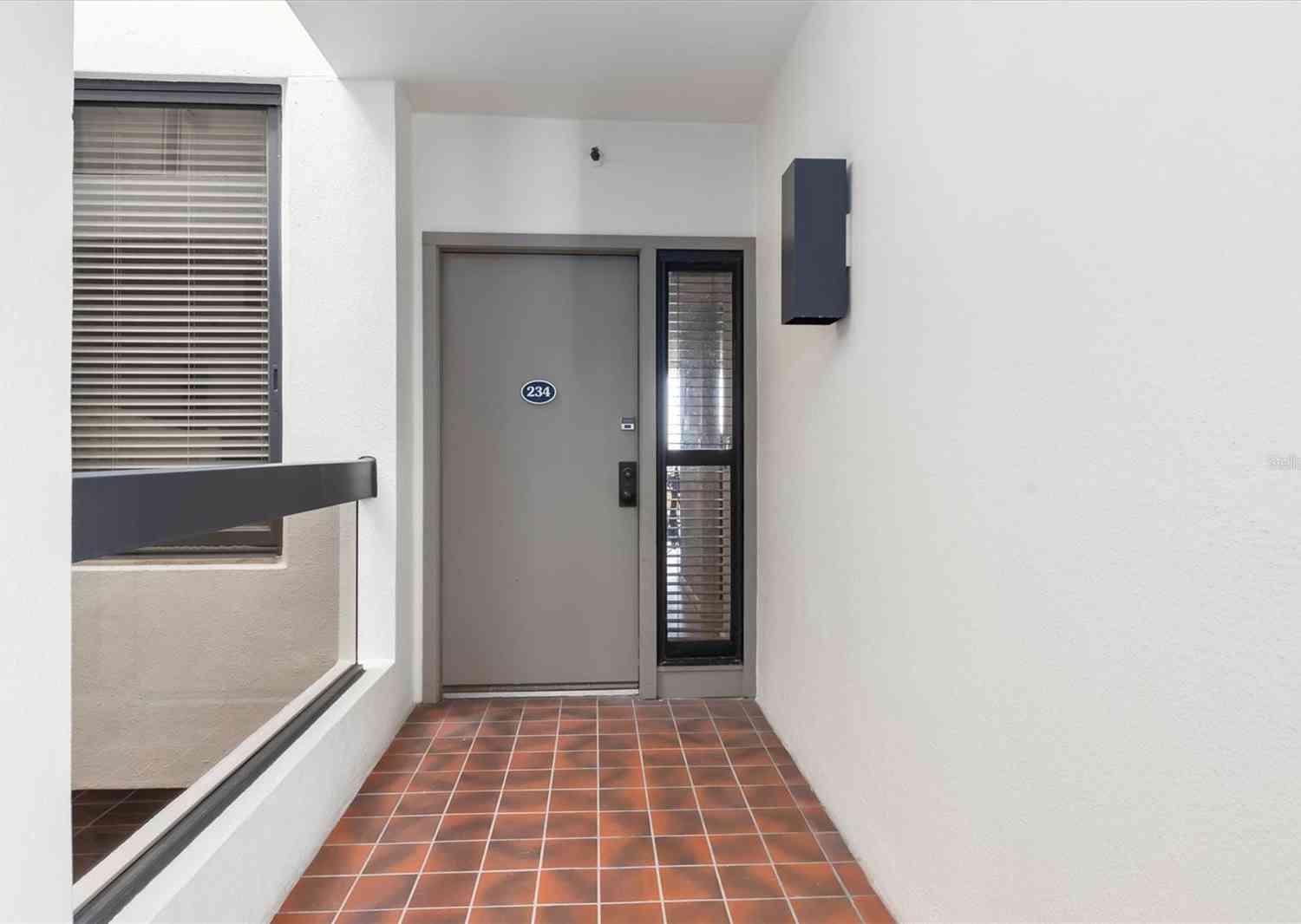 1932 Harbourside Drive #234, LONGBOAT KEY, Florida image 3