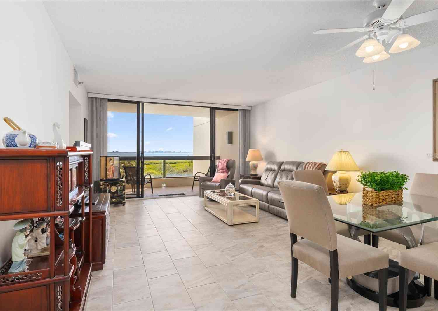1932 Harbourside Drive #234, LONGBOAT KEY, Florida image 9