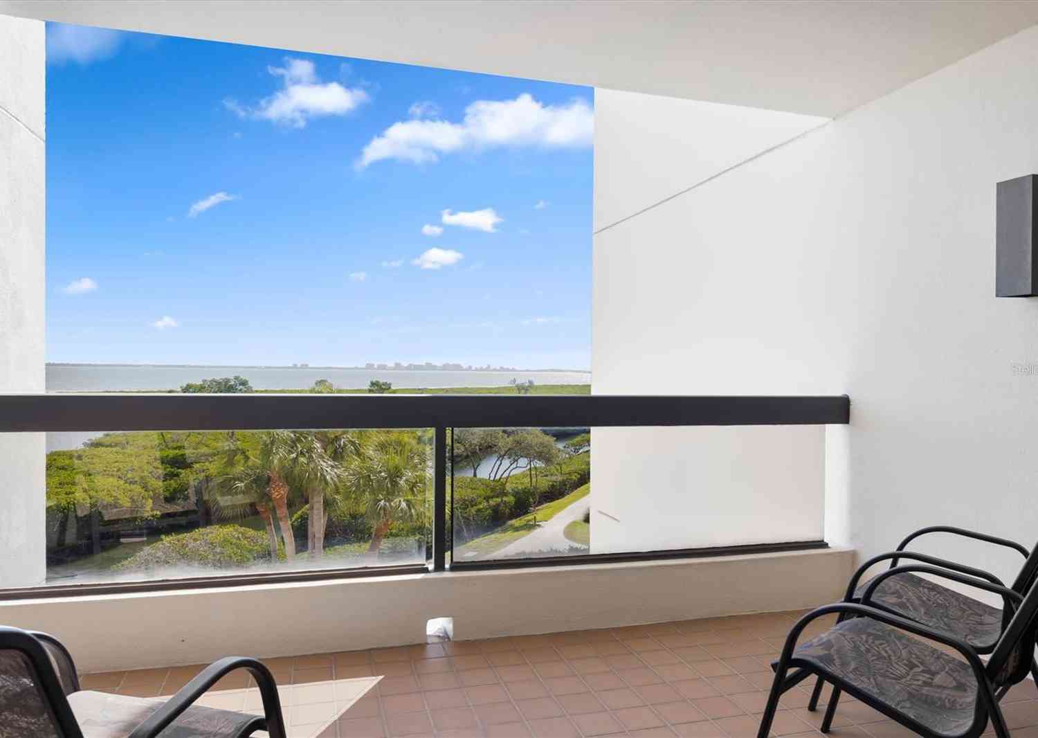 1932 Harbourside Drive #234, LONGBOAT KEY, Florida image 13
