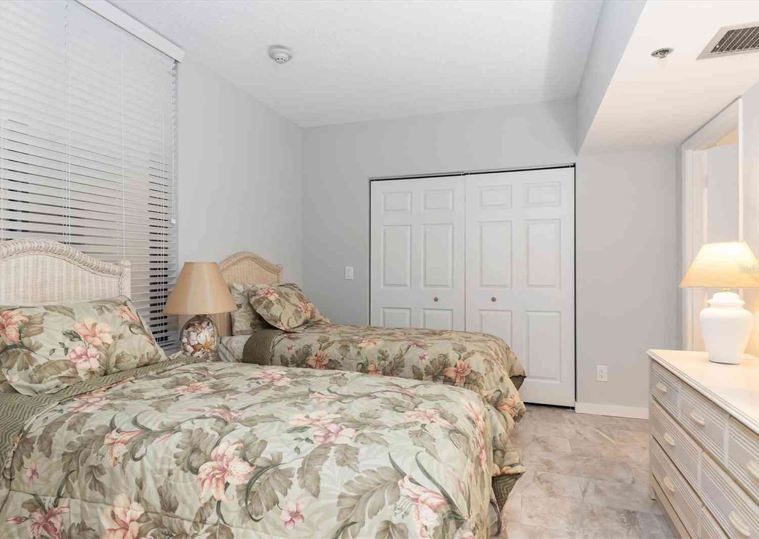 1932 Harbourside Drive #234, LONGBOAT KEY, Florida image 26