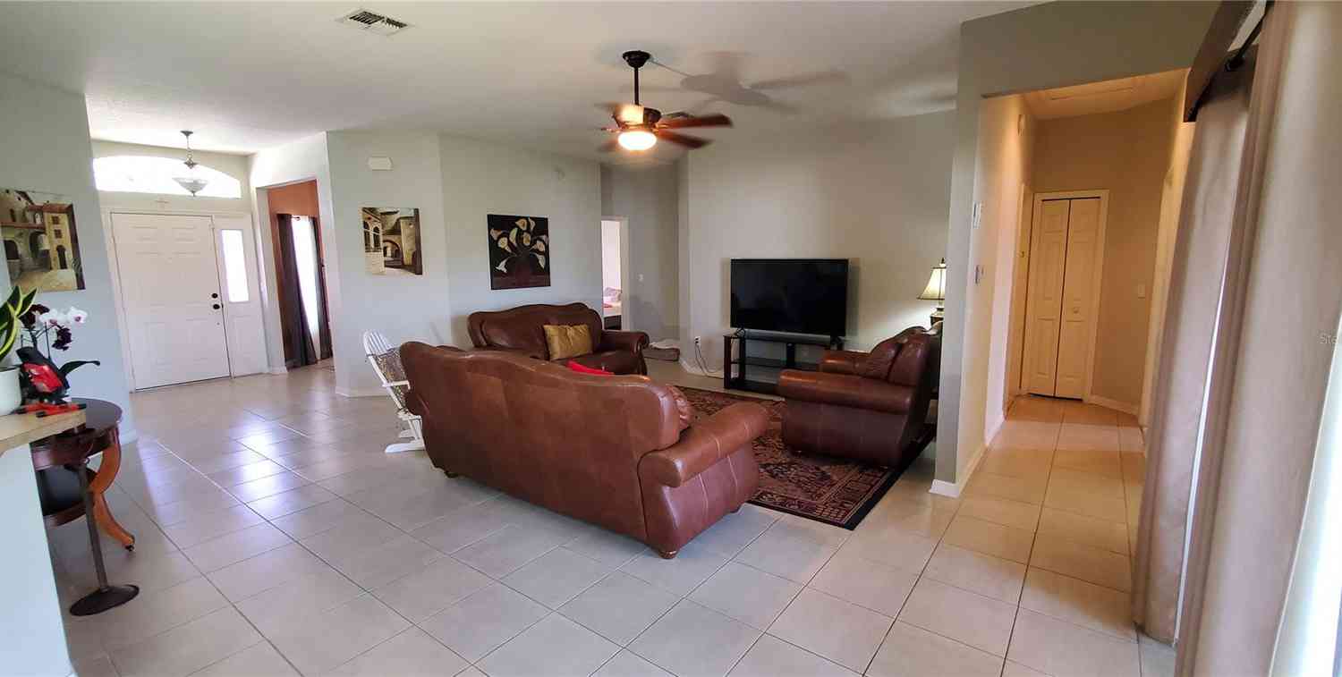 3268 Enclave Boulevard, MULBERRY, Florida image 5