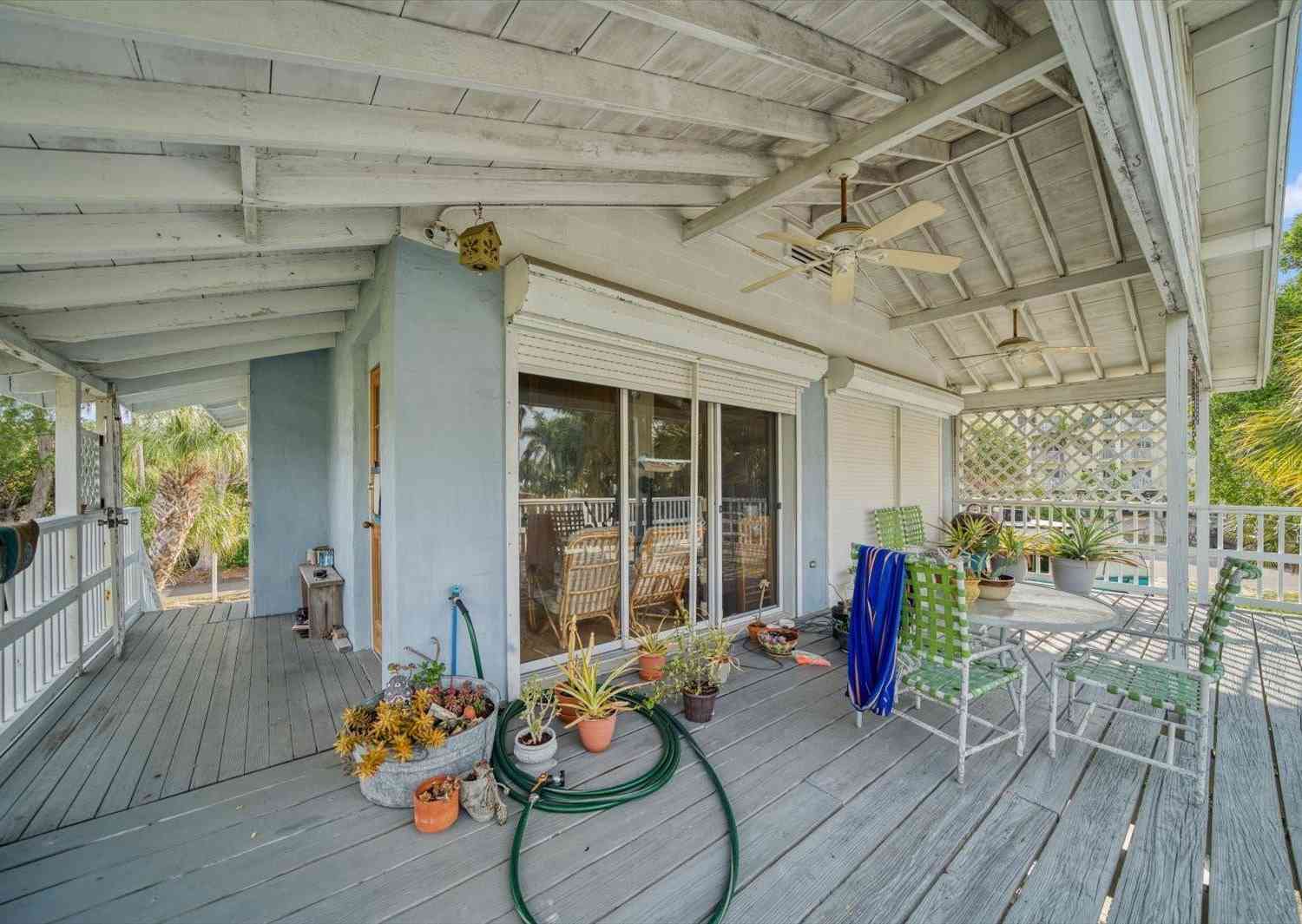 12109 Sunshine Lane, Treasure Island, Florida image 12