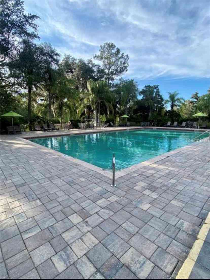 10284 NE 28th Loop, SILVER SPRINGS, Florida image 18