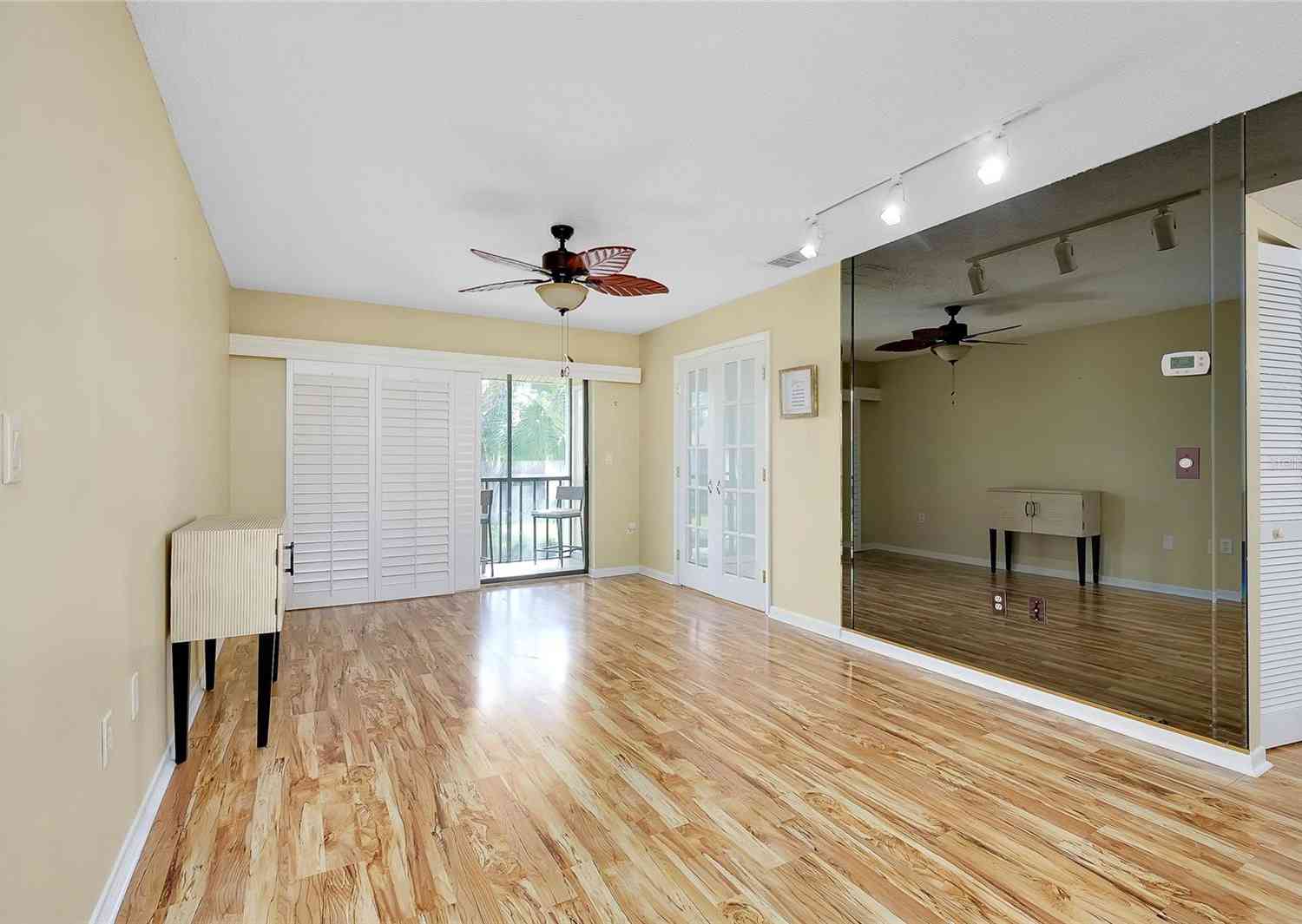 756 White Pine Tree Road #204, VENICE, Florida image 3