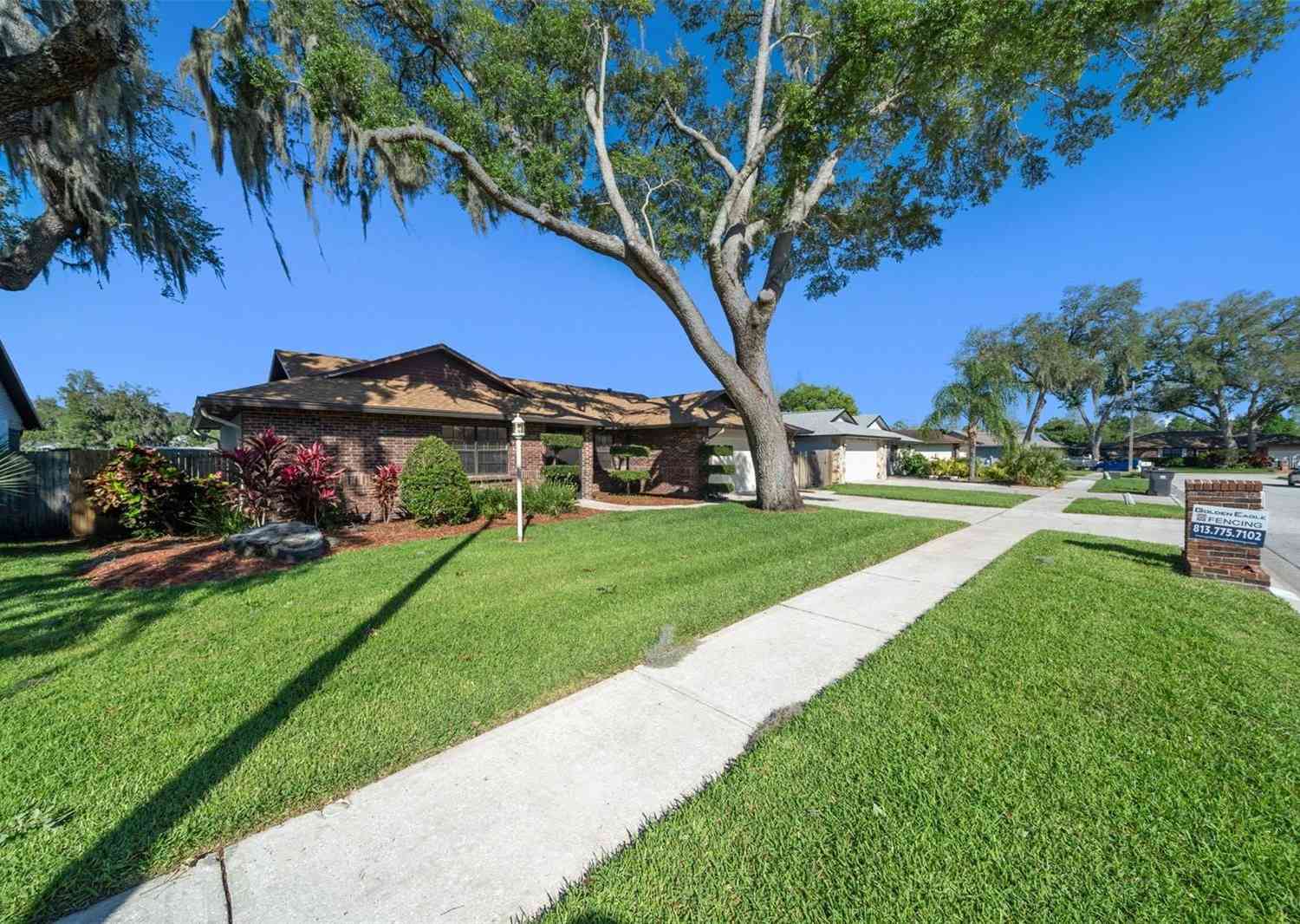 653 Timber Pond Drive, BRANDON, Florida image 48