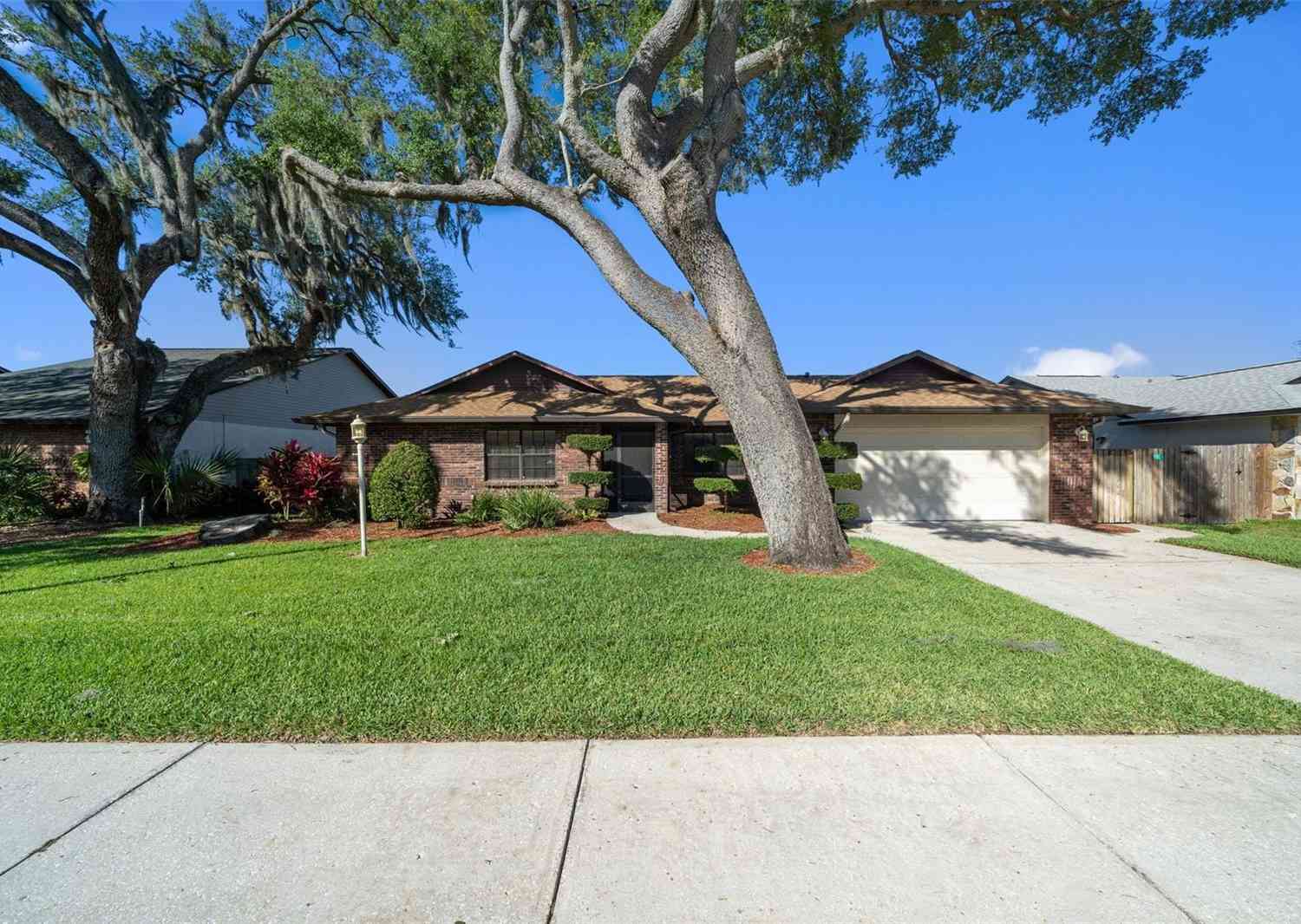 653 Timber Pond Drive, BRANDON, Florida image 47