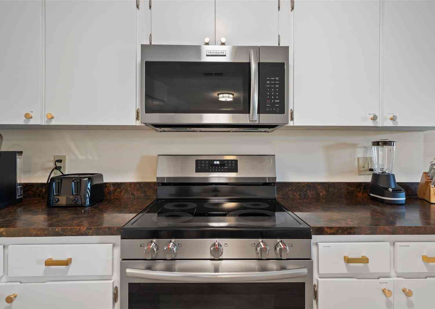653 Timber Pond Drive, BRANDON, Florida image 18