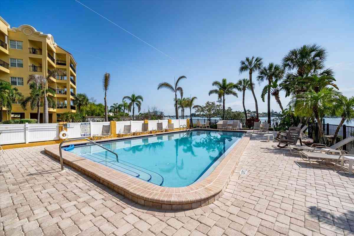 10301 Gulf Boulevard #402, Treasure Island, Florida image 19