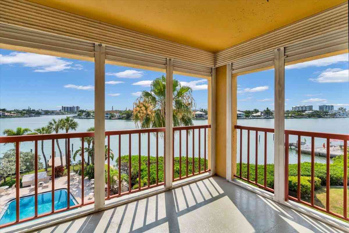 10301 Gulf Boulevard #402, Treasure Island, Florida image 16