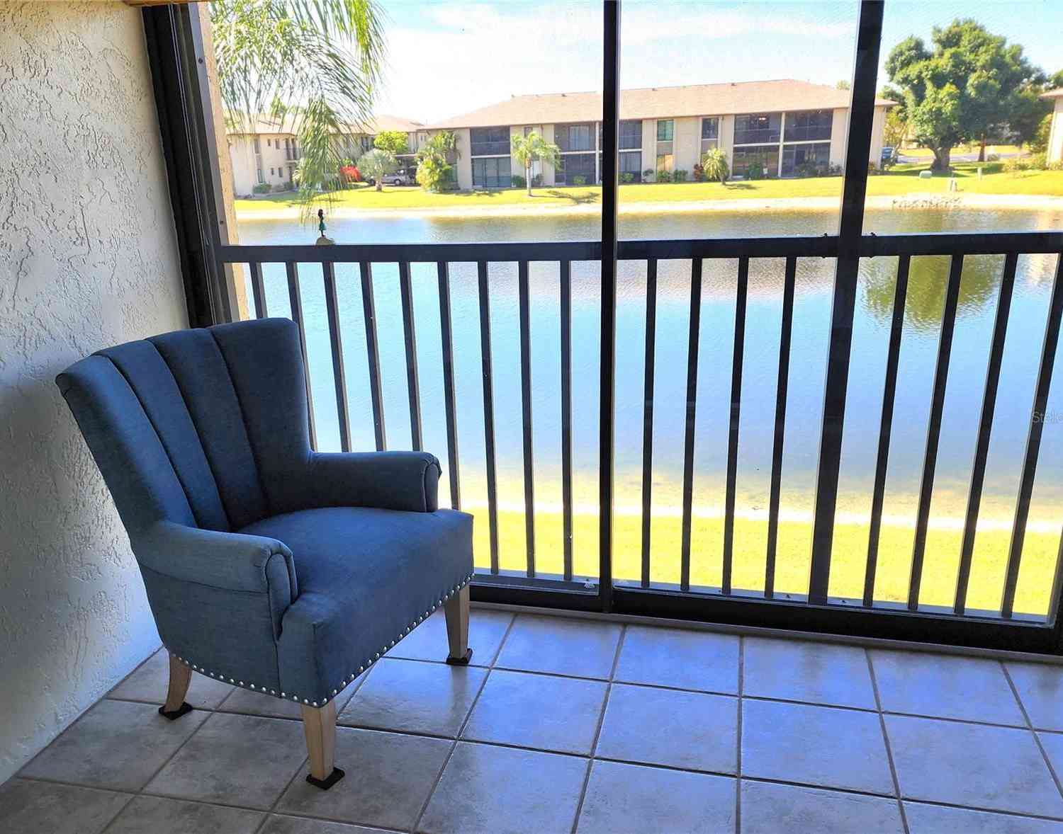 4016 Oakview Drive #J8, PUNTA GORDA, Florida image 4