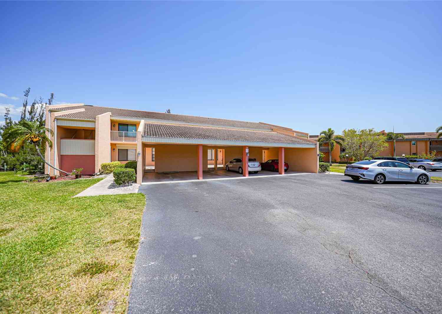 1354 Rock Dove Court #A201, PUNTA GORDA, Florida image 4