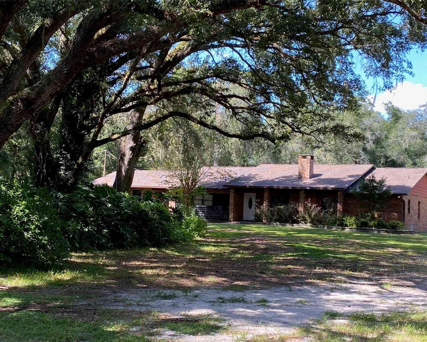 1921 Smitty Road, LADY LAKE, Florida image 4