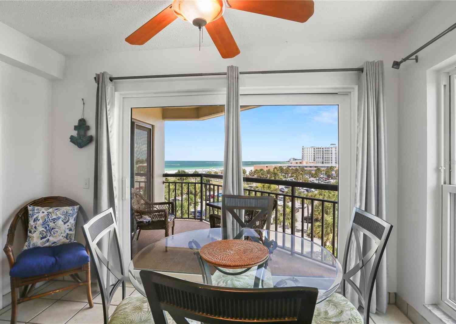 4510 Gulf Boulevard #508, Saint Petersburg Beach, Florida image 10