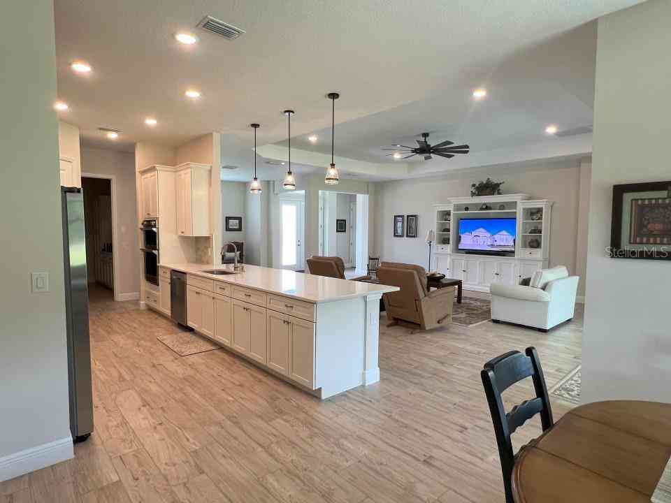 3962 Kennebunk Loop, MOUNT DORA, Florida image 5