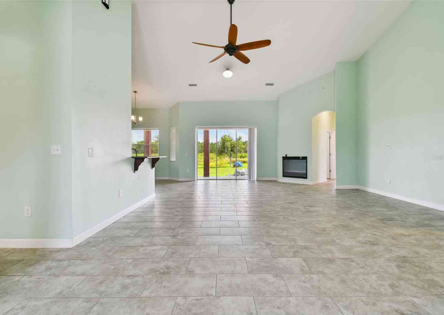 17421 672 Highway, LITHIA, Florida image 13