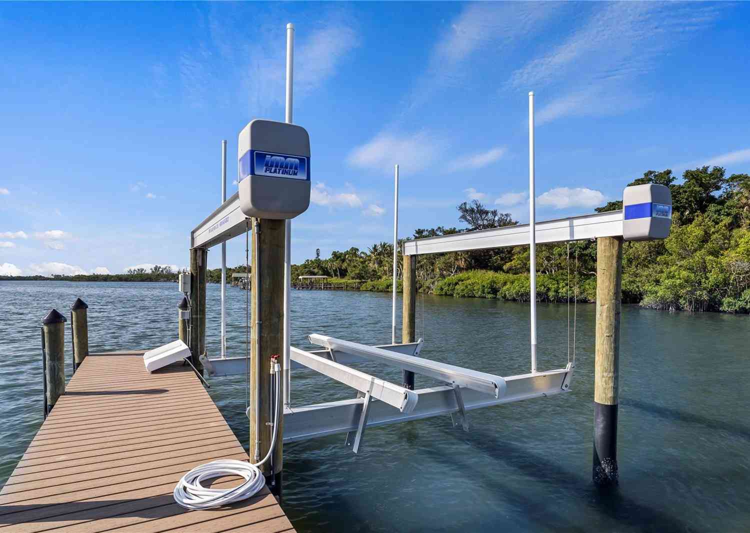 608 N Casey Key Road, OSPREY, Florida image 18