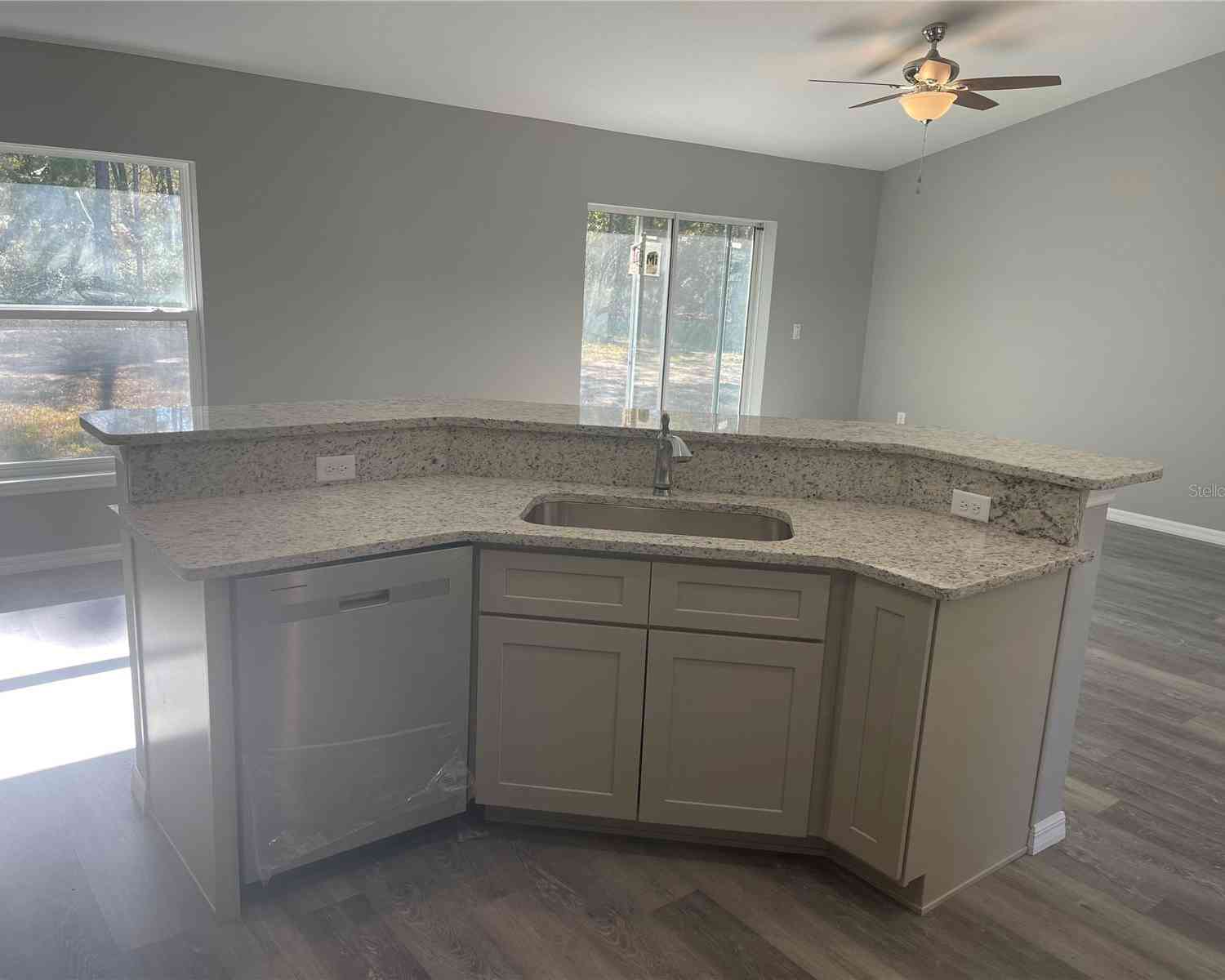 2 Fisher Lane Way, OCKLAWAHA, Florida image 3