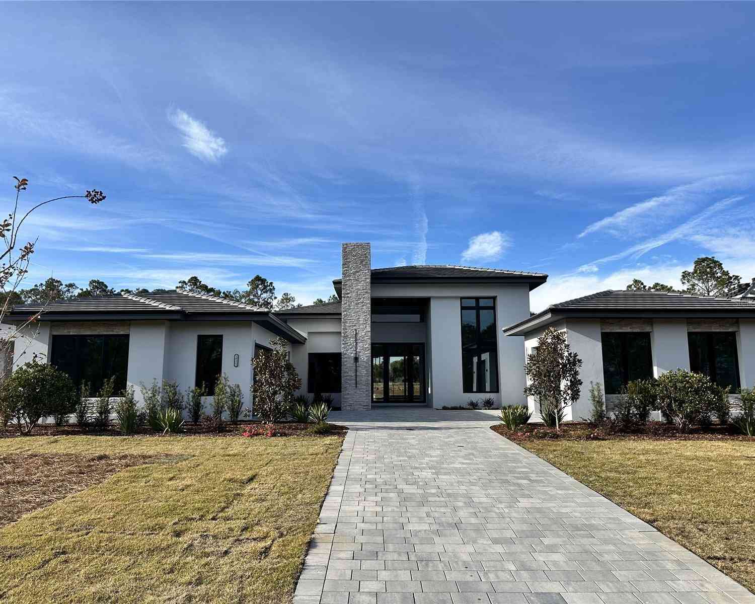 16122 Pendio Drive, BELLA COLLINA, Florida image 2