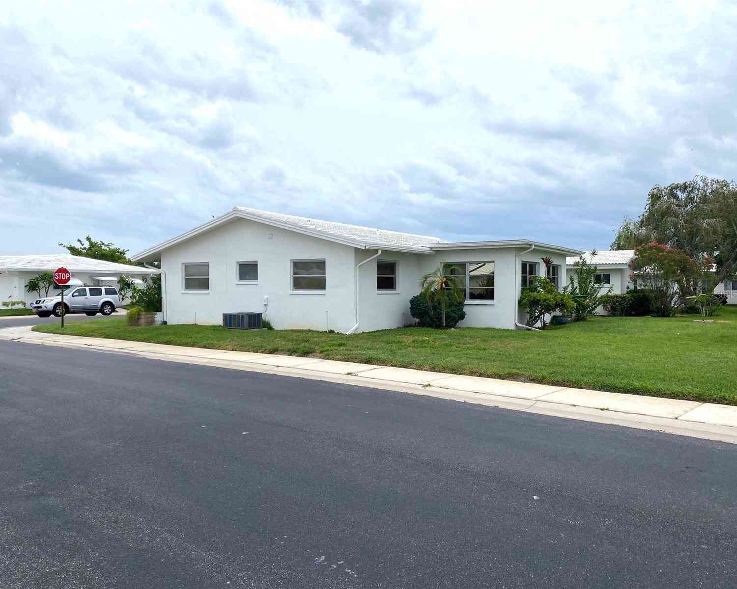 10032 36th Street, PINELLAS PARK, Florida image 3