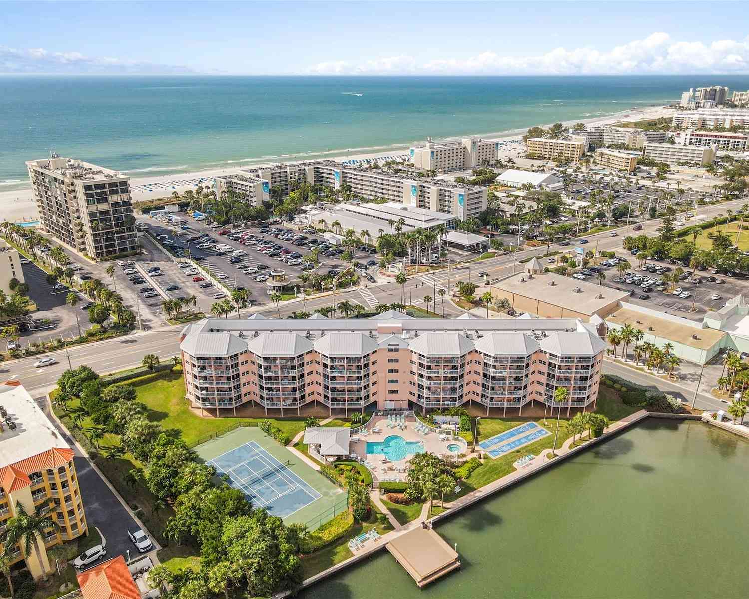 5445 Gulf Boulevard #PH4, Saint Petersburg Beach, Florida image 9