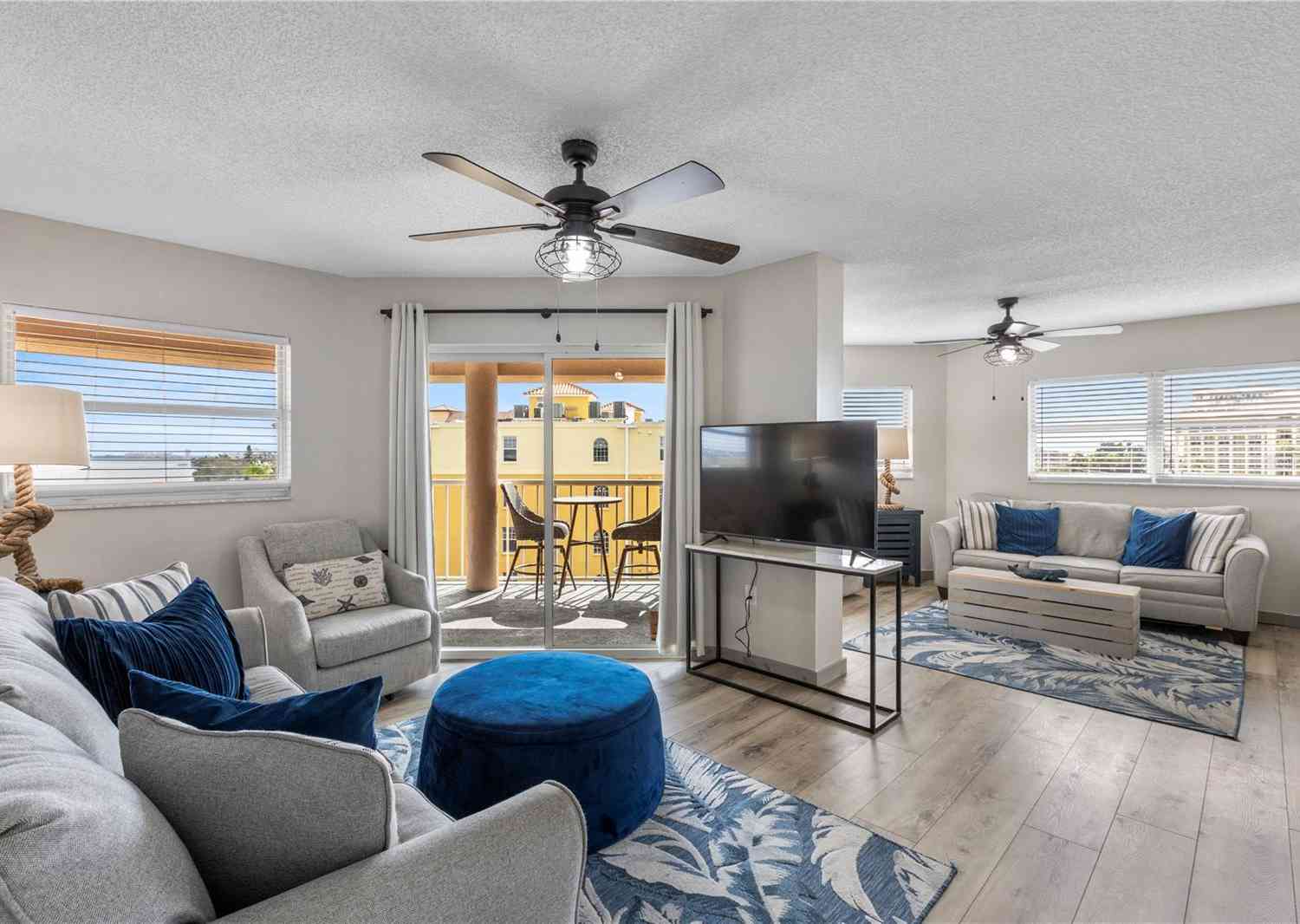 5445 Gulf Boulevard #PH4, Saint Petersburg Beach, Florida image 30