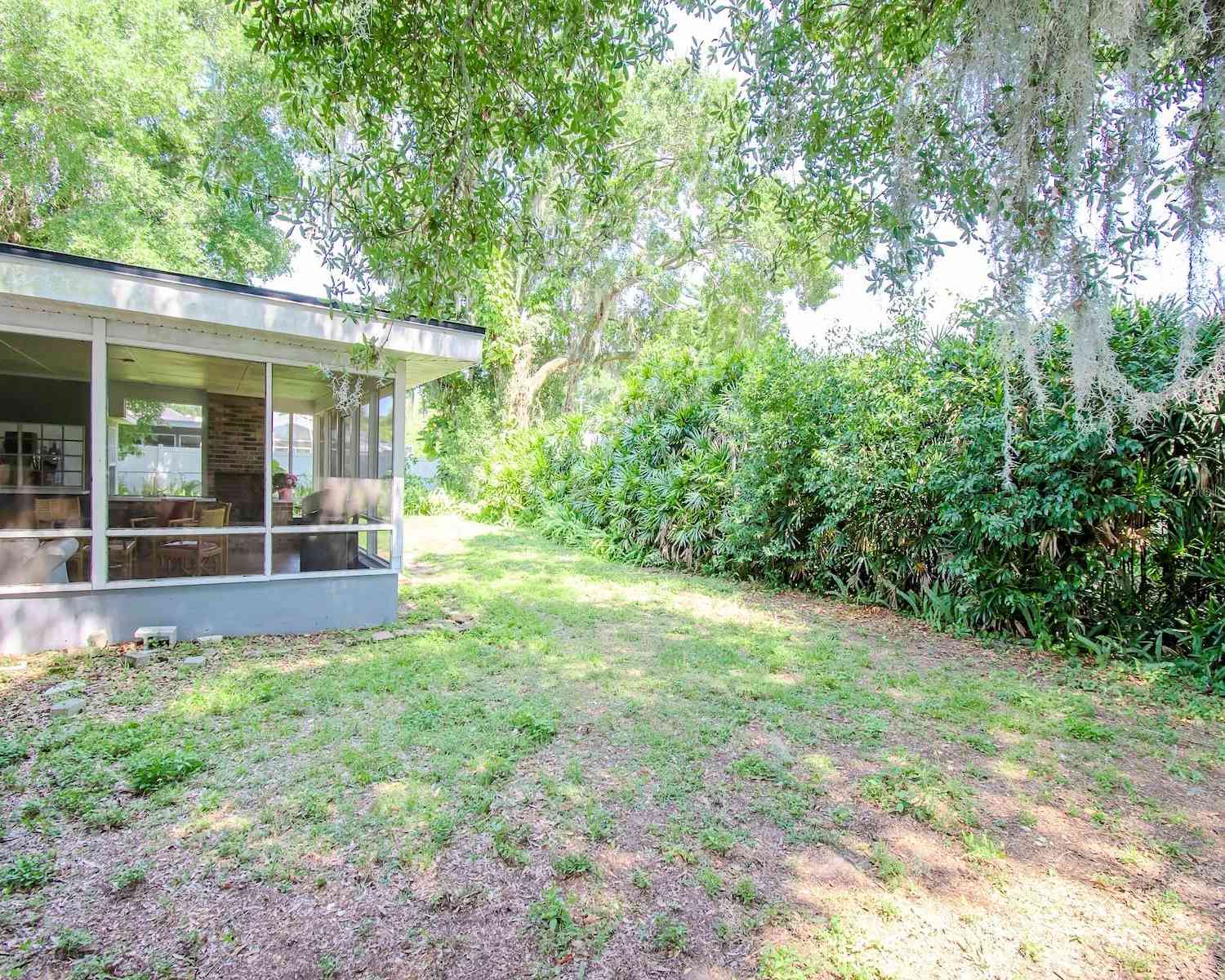 615 Carolyn Drive, BRANDON, Florida image 29