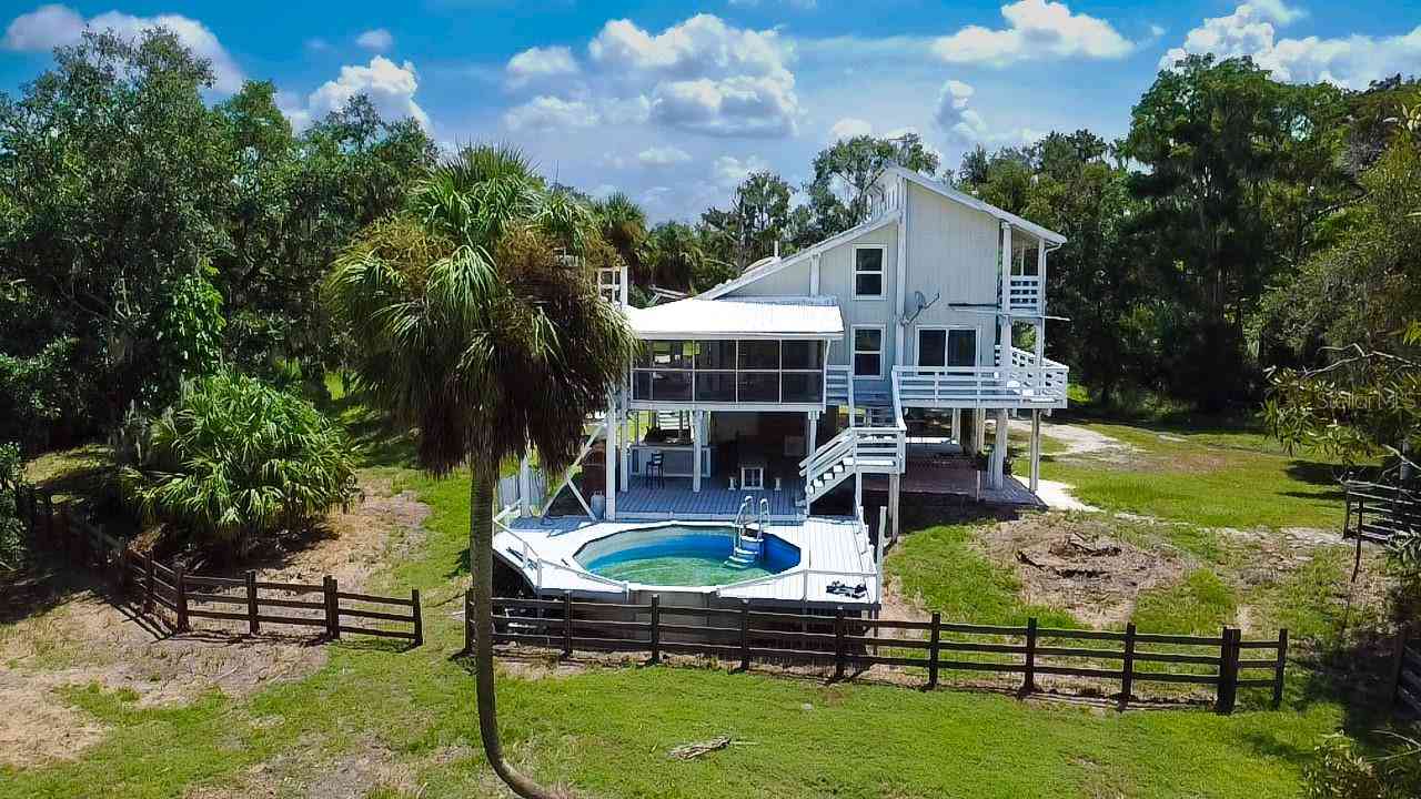 5045 NW Hidden Lake Circle, ARCADIA, Florida image 2