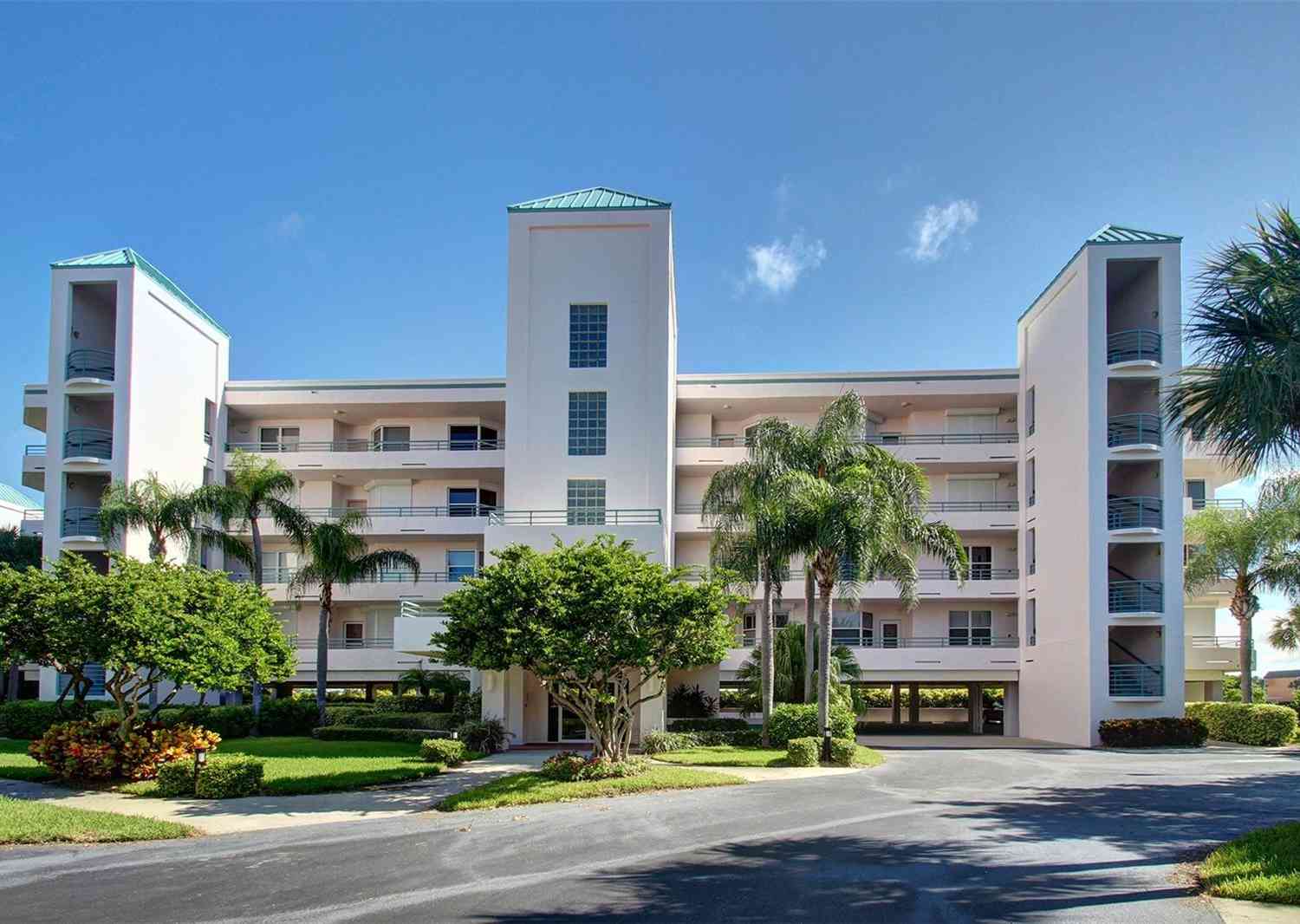 8001 Sailboat Key Boulevard #204, Saint Petersburg Beach, Florida image 2