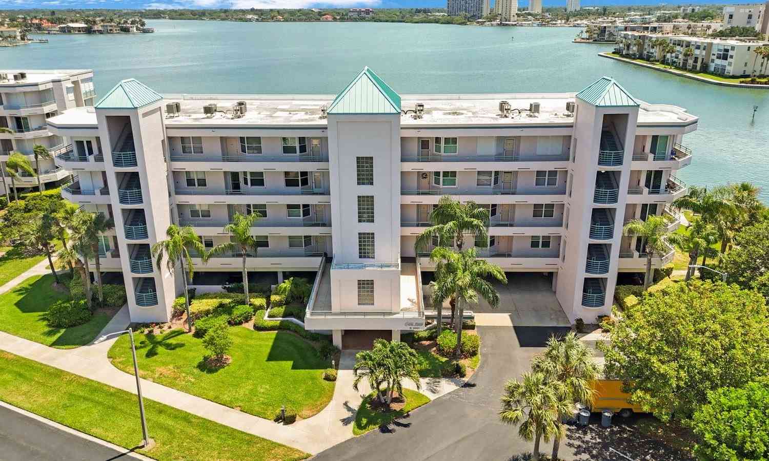 8001 Sailboat Key Boulevard #204, Saint Petersburg Beach, Florida image 1